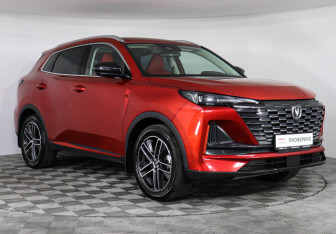 Подержанный автомобиль Changan CS55PLUS 2023 года (3 фото)