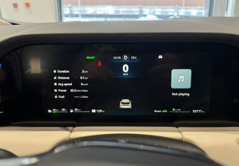 Подержанный автомобиль AITO M5 2023 года (23 фото)