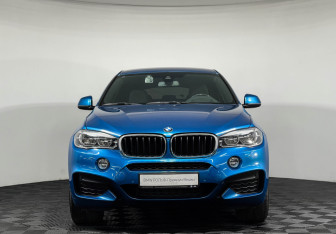 Подержанный автомобиль BMW X6 2018 года (3 фото)