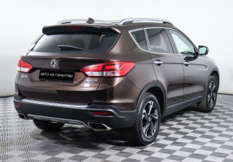 Подержанный автомобиль DongFeng AX7 2019 года (3 фото)