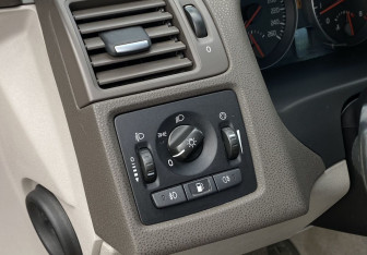 Подержанный автомобиль Volvo C30 2008 года (18 фото)