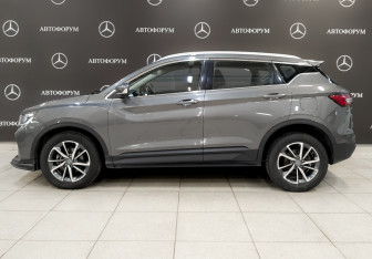 Подержанный автомобиль Geely Coolray 2022 года (8 фото)