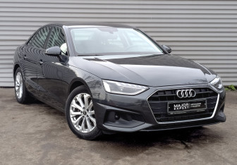Подержанный автомобиль Audi A4 Sedan 2022 года (3 фото)