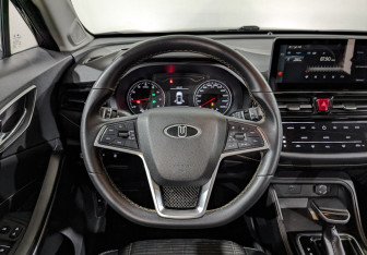 Подержанный автомобиль Москвич 3 2023 года (21 фото)