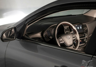 Подержанный автомобиль Hyundai Solaris Sedan 2021 года (6 фото)