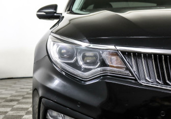 Подержанный автомобиль Kia Optima Sedan 2019 года (5 фото)