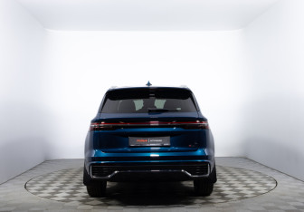 Подержанный автомобиль Geely Monjaro 2024 года (6 фото)