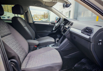 Подержанный автомобиль Volkswagen Tiguan 2021 года (9 фото)