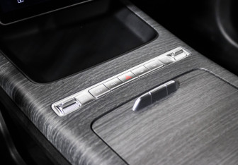 Подержанный автомобиль Geely Preface 2024 года (18 фото)