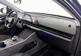 Подержанный автомобиль Omoda C5 2023 года (11 фото)