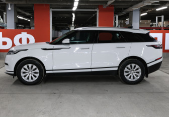 Подержанный автомобиль Land Rover Range Rover Velar 2019 года (8 фото)