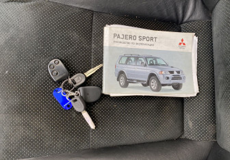 Подержанный автомобиль Mitsubishi Pajero Sport 2007 года (15 фото)