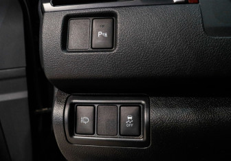 Подержанный автомобиль Toyota Camry Sedan 2013 года (18 фото)