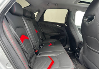 Подержанный автомобиль Kaiyi E5 2023 года (11 фото)