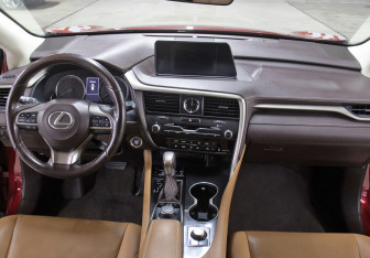 Подержанный автомобиль Lexus RX 2016 года (14 фото)