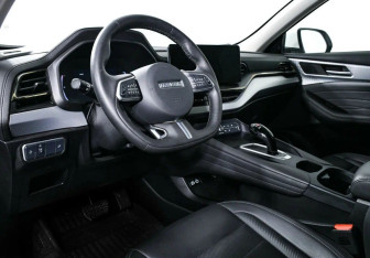 Подержанный автомобиль Haval F7x 2023 года (7 фото)