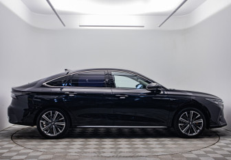 Подержанный автомобиль Chery Arrizo 8 2023 года (4 фото)