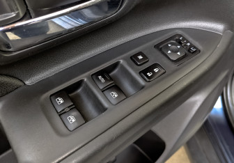 Подержанный автомобиль Mitsubishi Outlander 2016 года (27 фото)