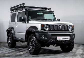 Подержанный автомобиль Suzuki Jimny 2020 года (3 фото)