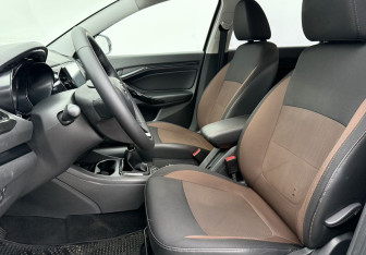 Подержанный автомобиль LADA (ВАЗ) Vesta Wagon 2019 года (10 фото)