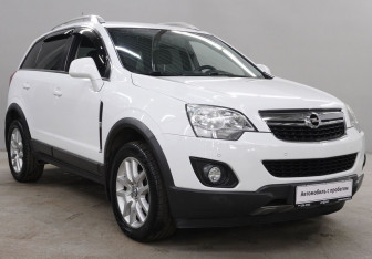 Подержанный автомобиль Opel Antara 2013 года (3 фото)
