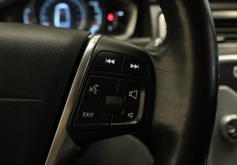 Подержанный автомобиль Volvo S80 2014 года (11 фото)