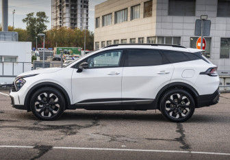 Подержанный автомобиль Kia Sportage 2025 года (8 фото)
