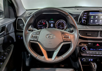 Подержанный автомобиль Hyundai Tucson 2019 года (22 фото)