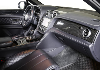 Подержанный автомобиль Bentley Bentayga 2016 года (11 фото)