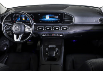 Подержанный автомобиль Mercedes-Benz GLE 2019 года (12 фото)