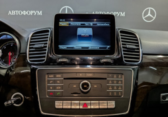Подержанный автомобиль Mercedes-Benz GLE 2018 года (17 фото)