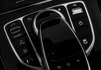 Подержанный автомобиль Mercedes-Benz GLC Coupe 2015 года (16 фото)