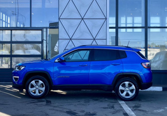 Подержанный автомобиль Jeep Compass 2019 года (8 фото)
