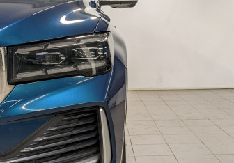 Подержанный автомобиль Geely Monjaro 2023 года (18 фото)