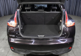 Подержанный автомобиль Nissan Juke 2014 года (10 фото)