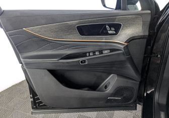 Подержанный автомобиль Jaecoo J8 2024 года (19 фото)