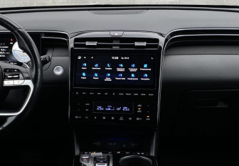 Подержанный автомобиль Hyundai Tucson 2022 года (13 фото)