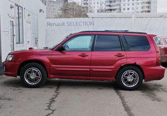 Подержанный автомобиль Subaru Forester Suv 2005 года (8 фото)