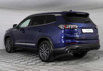 Подержанный автомобиль Chery Tiggo 8 Pro Max 2023 года (7 фото)