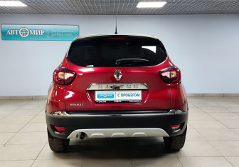 Подержанный автомобиль Renault Kaptur 2019 года (6 фото)