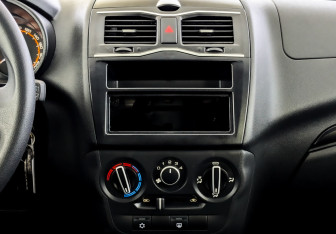 Подержанный автомобиль LADA (ВАЗ) Granta Sedan 2025 года (15 фото)