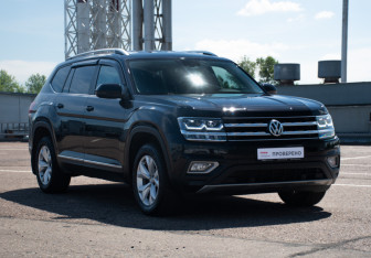 Подержанный автомобиль Volkswagen Teramont 2018 года (3 фото)