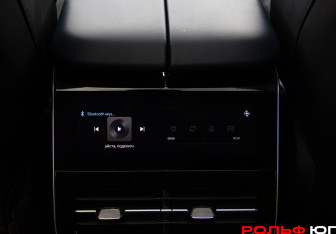 Подержанный автомобиль Voyah Free 2023 года (15 фото)