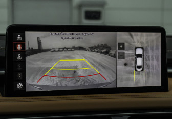 Подержанный автомобиль Genesis G70 2021 года (19 фото)