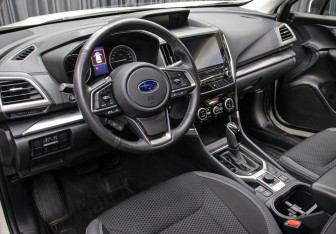 Подержанный автомобиль Subaru Forester Suv 2021 года (16 фото)