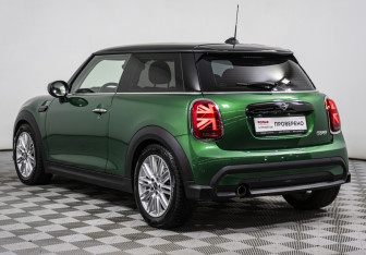 Подержанный автомобиль MINI Hatch 2021 года (7 фото)