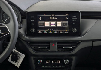 Подержанный автомобиль Skoda Rapid Liftback 2021 года (15 фото)