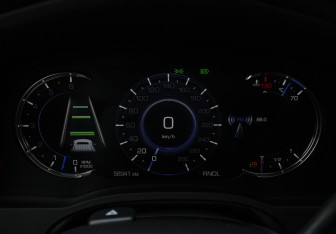 Подержанный автомобиль Cadillac Escalade Suv 2018 года (29 фото)