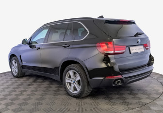 Подержанный автомобиль BMW X5 2018 года (7 фото)