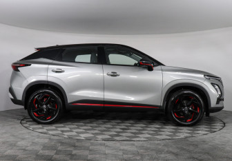 Подержанный автомобиль Omoda C5 2023 года (4 фото)